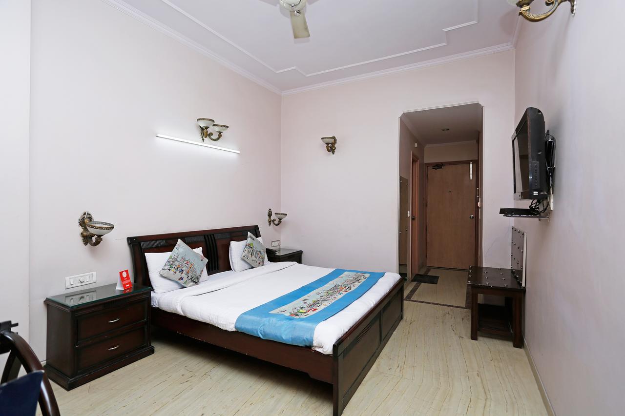 Oyo 5401 Hotel Mid Town Nueva Delhi Exterior foto